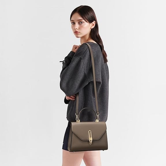 Top Handle Bag Fashion Leather Satchel Bag for Ladies, Zipper Pocket, Metal，Leather tote bag for Women.